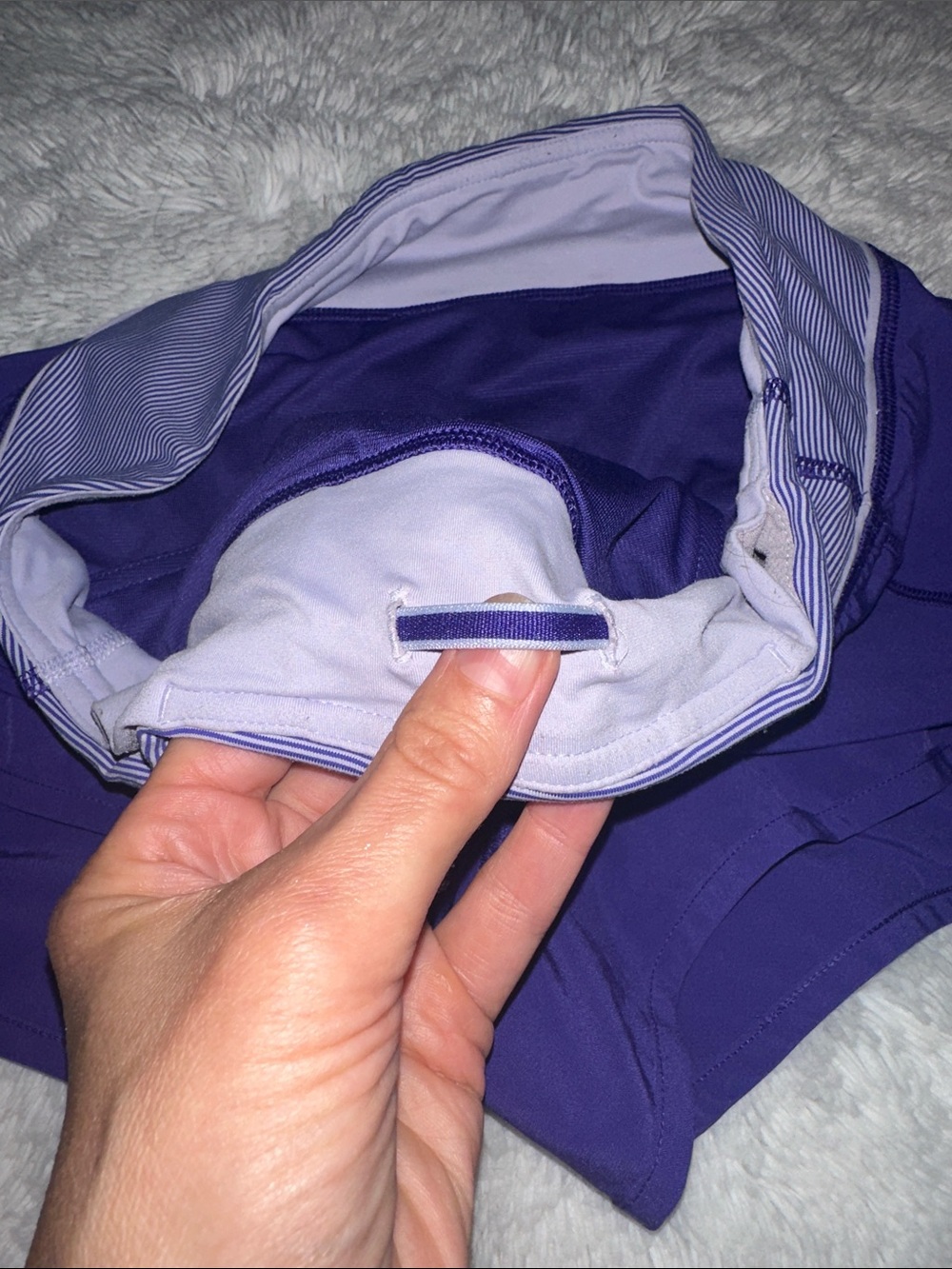 **RARE** discontinued lululemon athletica Run:Speed Short in Power Purple - Picture 3 of 8